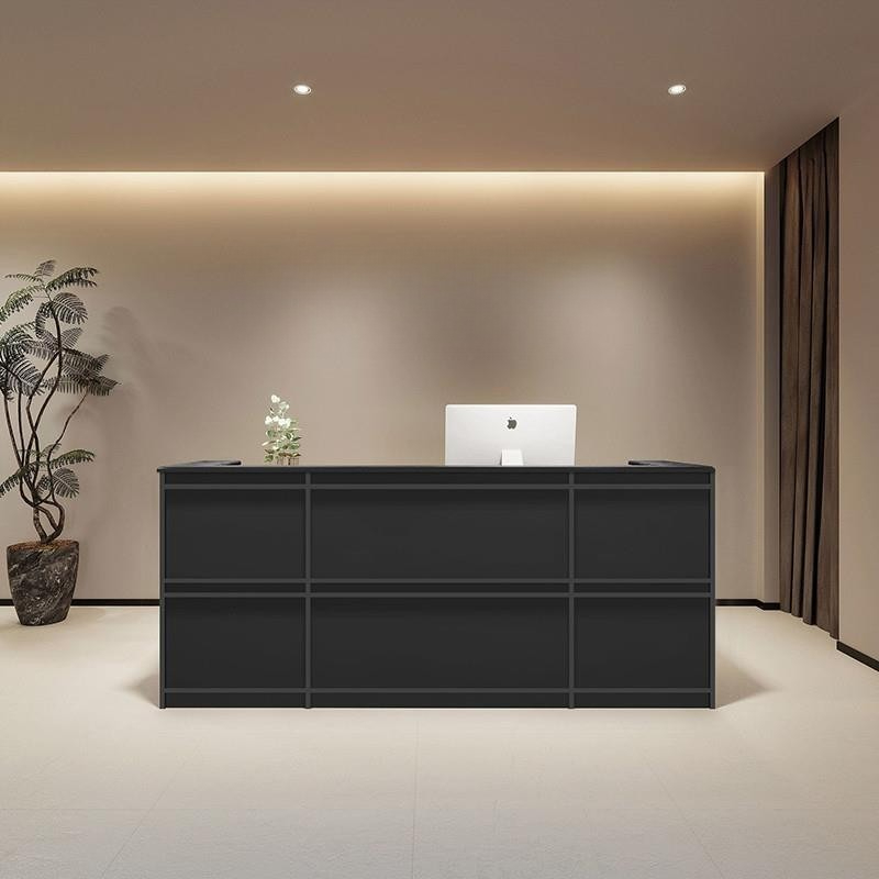 Biurka recepcyjne w stylu śred – Health Wellness Center recenzja i cena